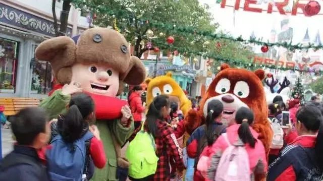 当方特「退场」，余下的还有回声