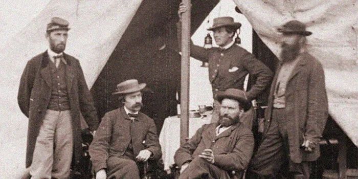 《荒野大镖客2》中“平克顿侦探社”的故事