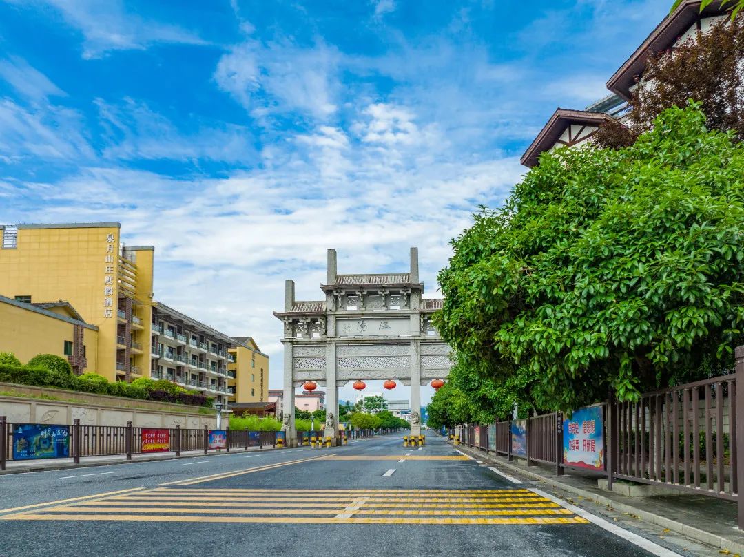 温汤镇住一周攻略,温汤古镇一游