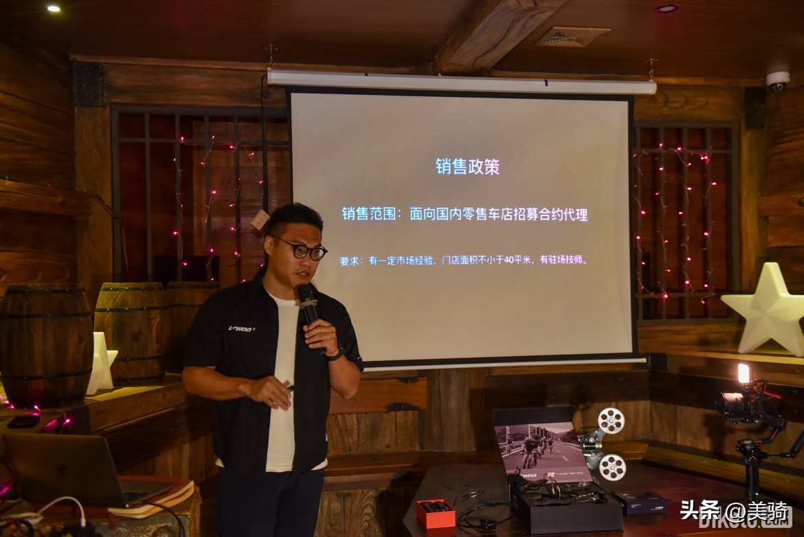 java全碳纤维油压碟刹改装,公路车碟刹电子变速套件推荐