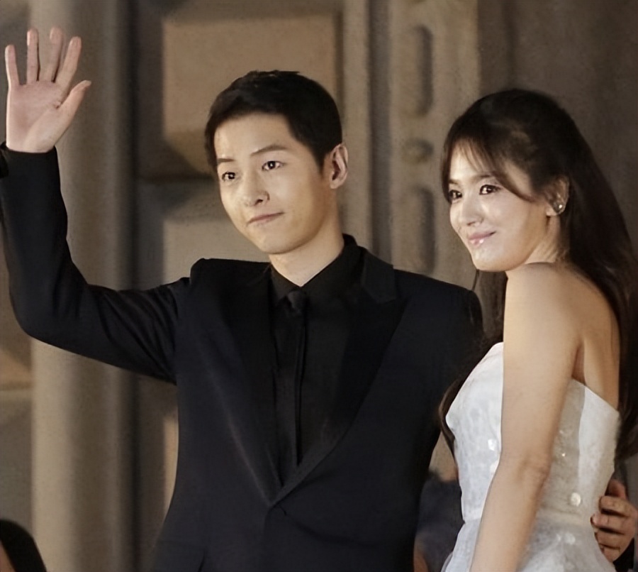 宋仲基与宋慧乔离婚后同台视频,宋仲基首谈与宋慧乔离婚后状态