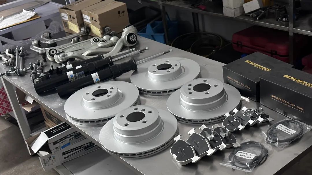 经典老车宝马x5翻新,宝马x5二手车整备翻新费用