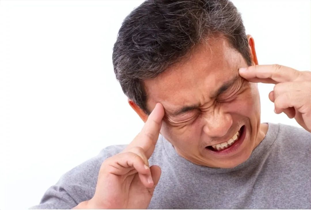 颈动脉斑块得脑梗几率多大,发现颈动脉斑块吃啥药