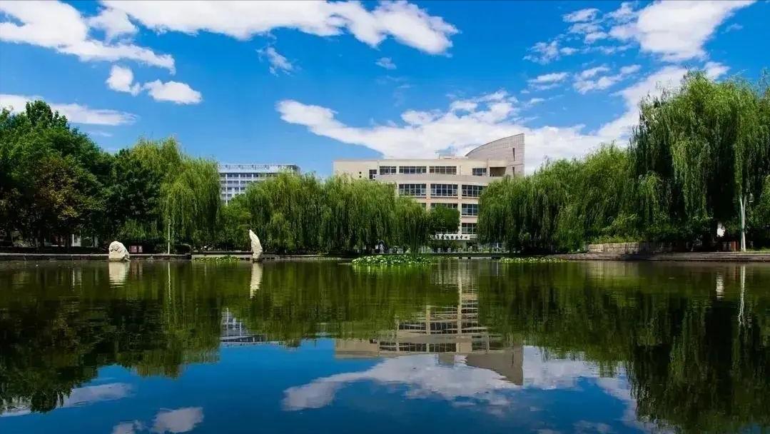 河北金融学院怎么样拍照,河北金融学院金融专业怎么样