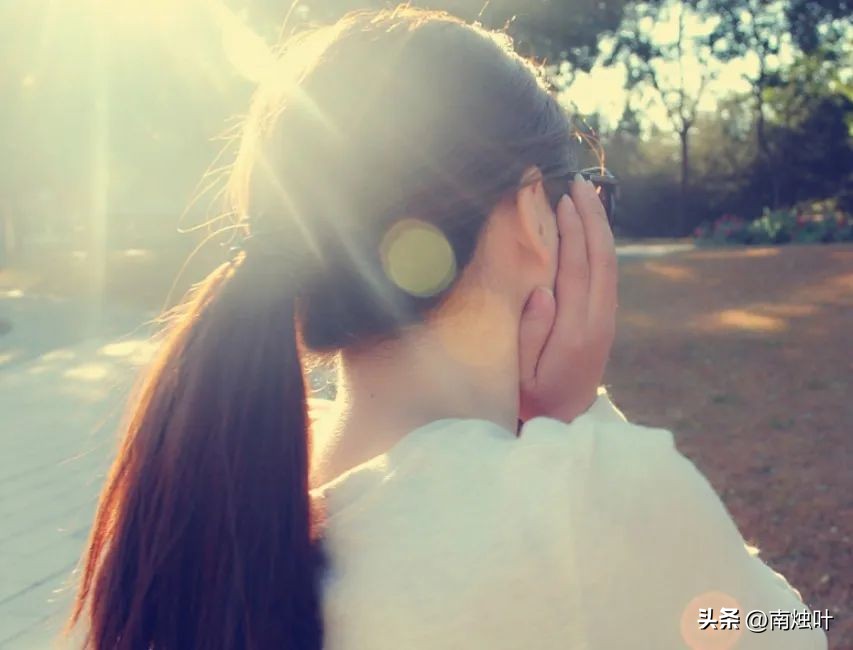 夏天头发毛躁怎么护发,头发干枯毛躁用什么保湿护发免洗