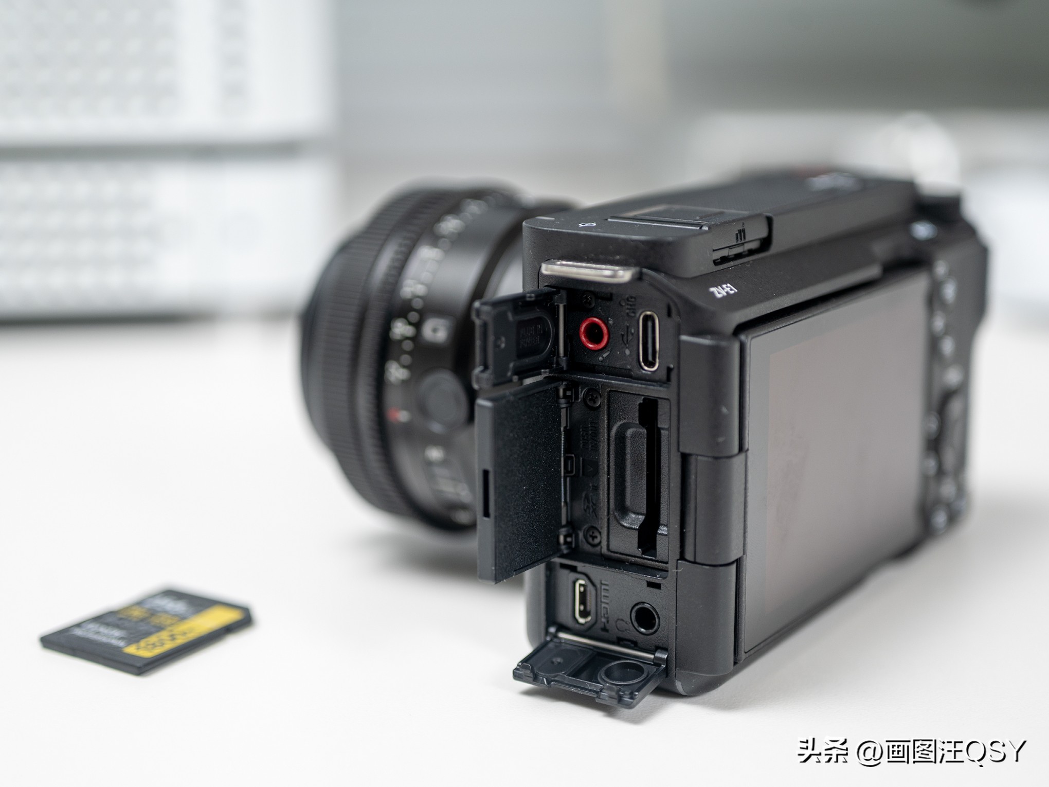 技术不够装备来凑，索尼ZV-E1真定位新手？Vlog初学者心得分享