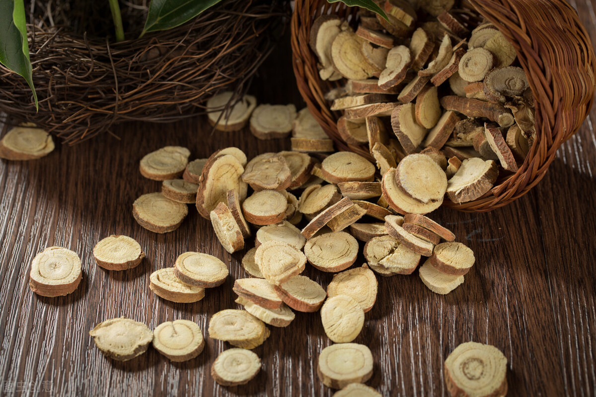 睾丸静脉曲张中医辨证,精索静脉曲张受凉血瘀吃什么药