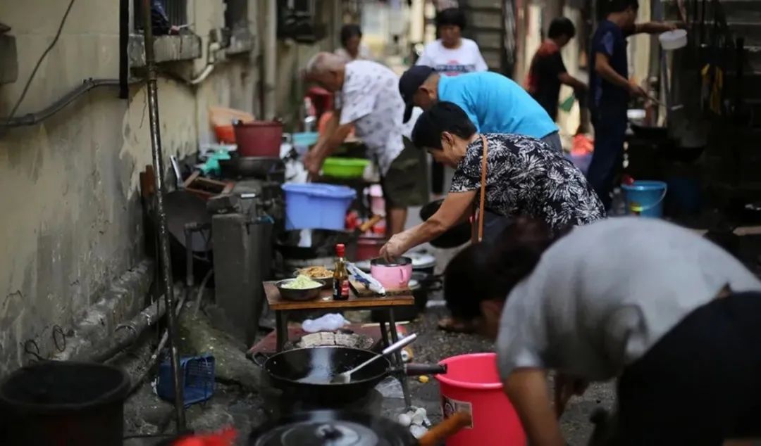 抗癌厨房夫妇当选感动中国人物,一元抗癌厨房