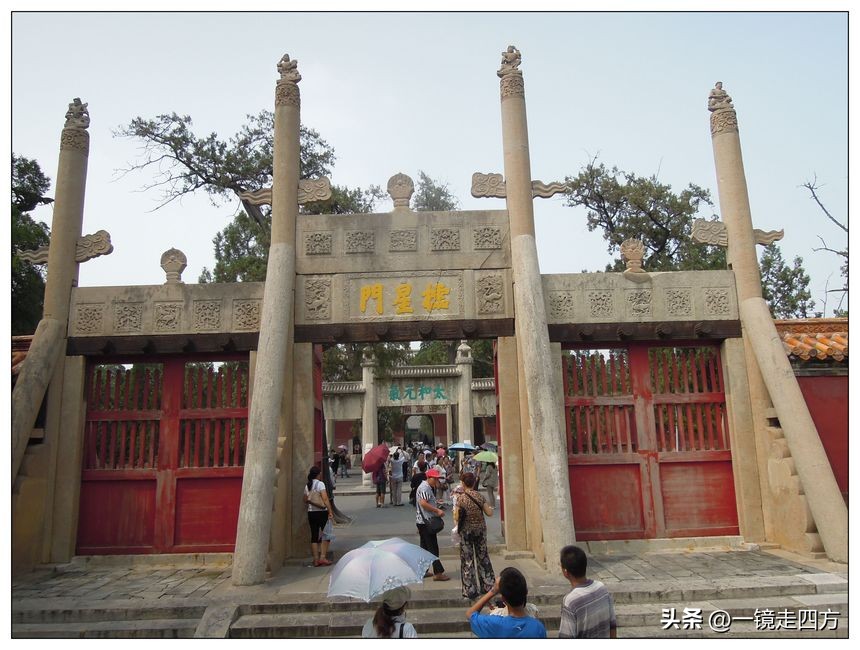 曲阜孔子故居简介,曲阜孔子庙建筑图片