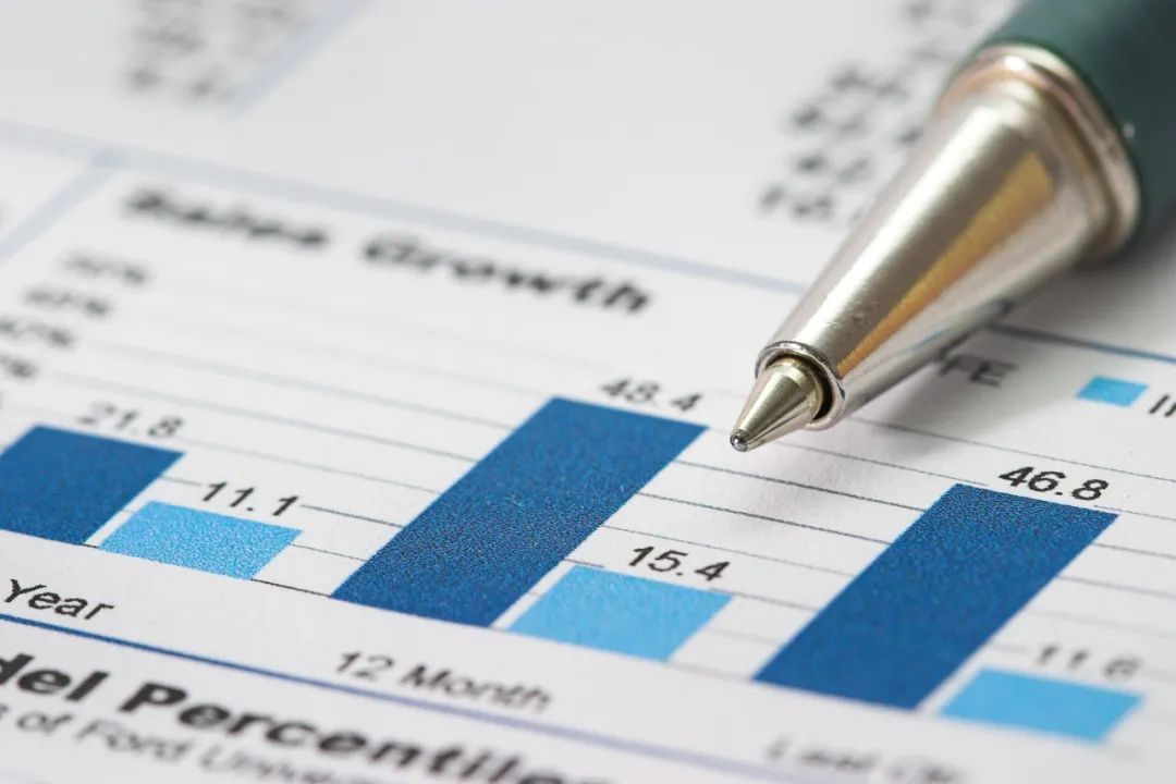 种一颗牙到底要掏多少钱,种一颗牙医生赚多少钱