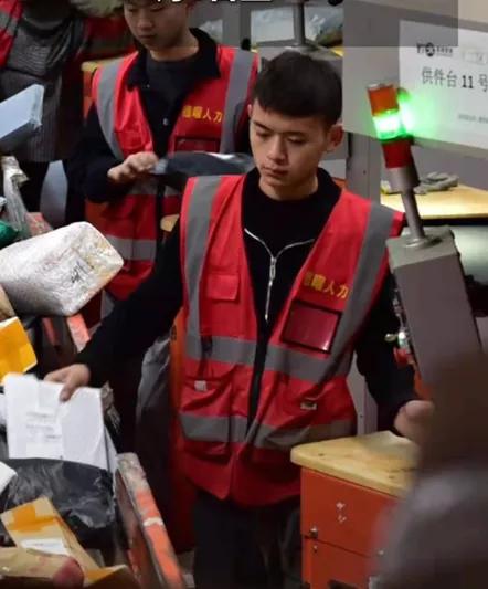 中国物流集团招聘快递员,应聘中国邮政快递员成功率高吗