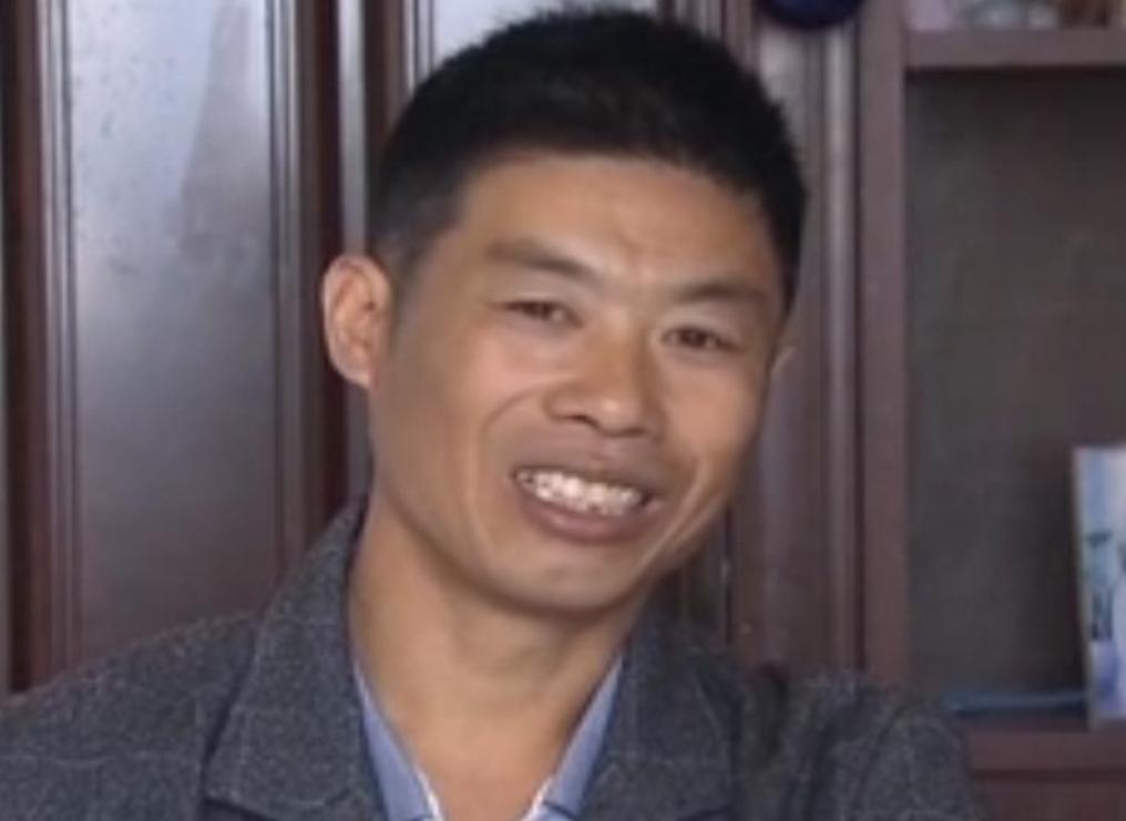 女孩因车祸成为植物人四年后怀孕,男子车祸后成植物人4年后苏醒18岁