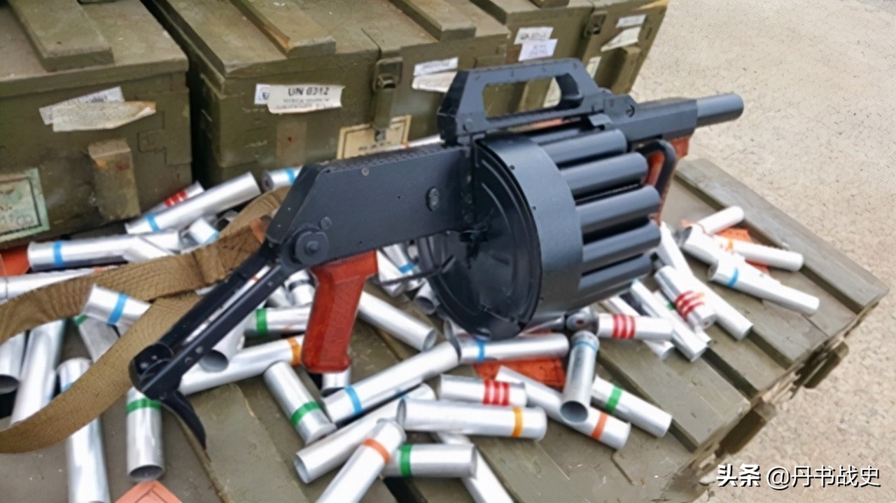 民用版英国韦伯利转轮手枪,6.35转轮手枪