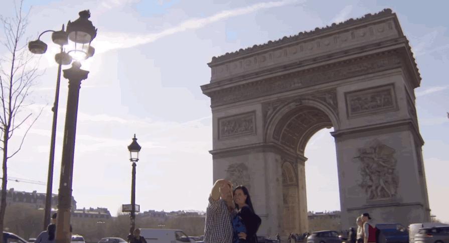 澳洲57岁大叔忘不了28年前的初恋，50岁初恋情人得知后与他相会