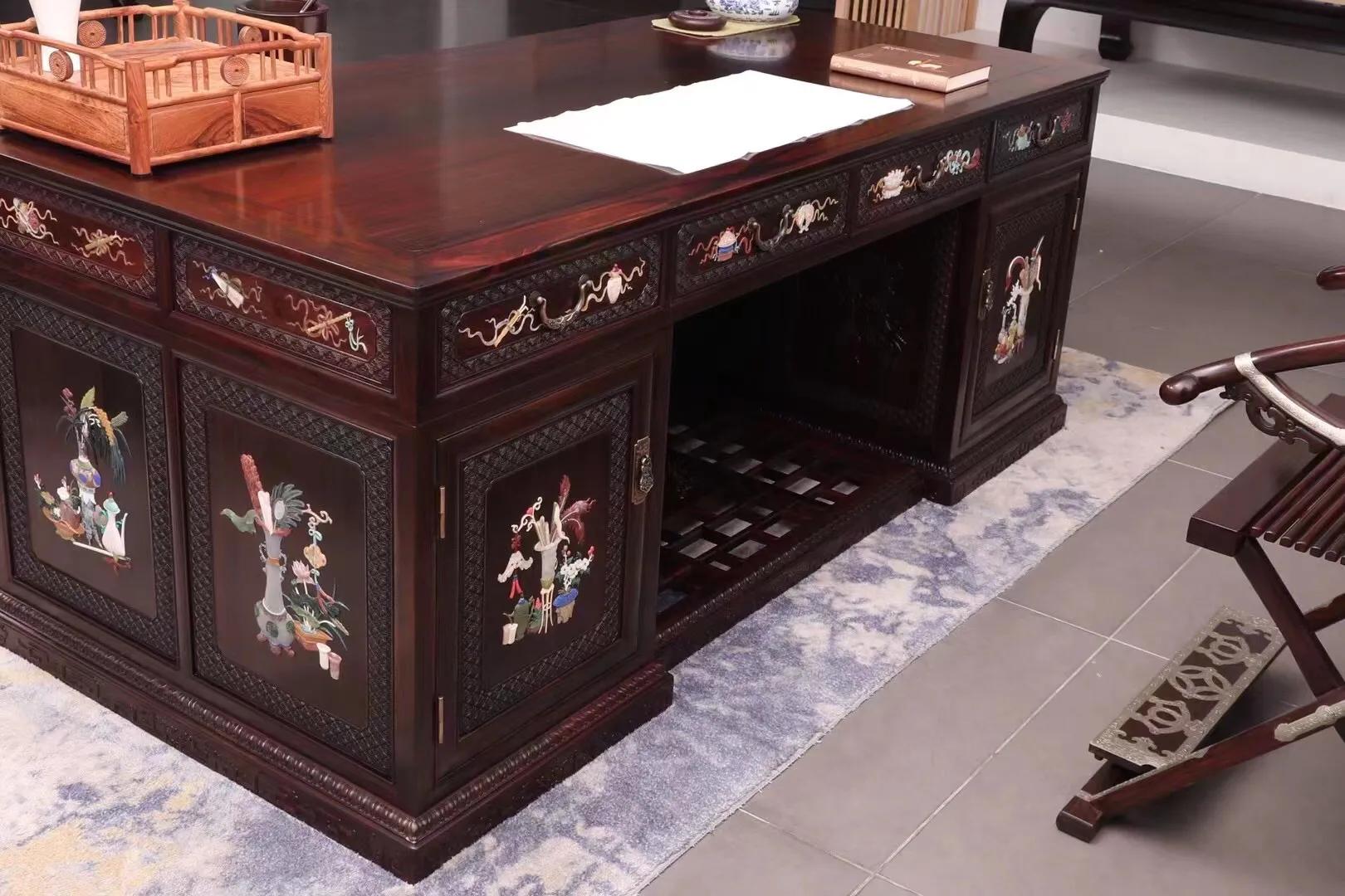 酸枝百宝嵌博古文办公桌「材质」：大红酸枝（学名：交趾黄檀