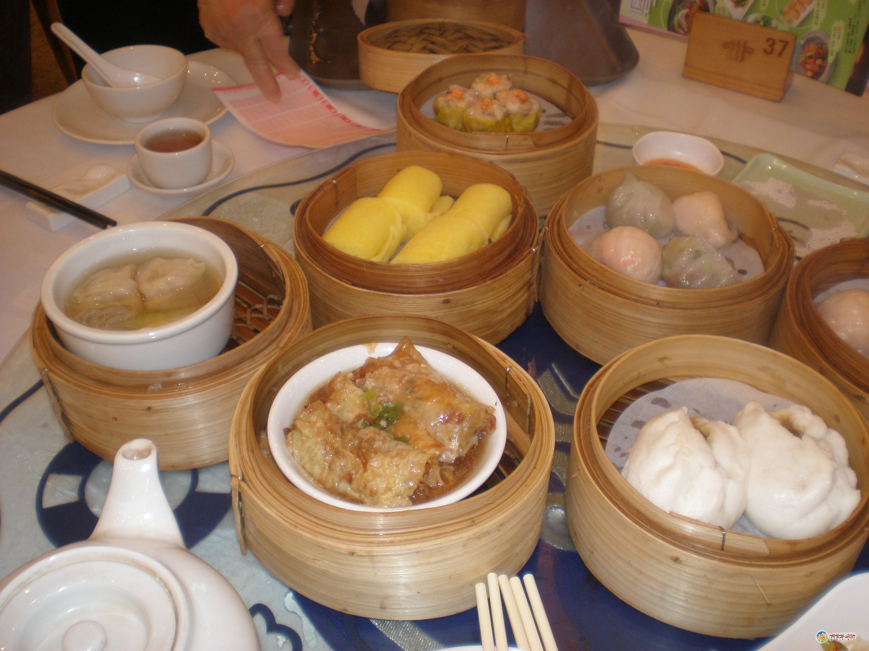 舌尖上的中国菜——浅论全国各地的特色美食