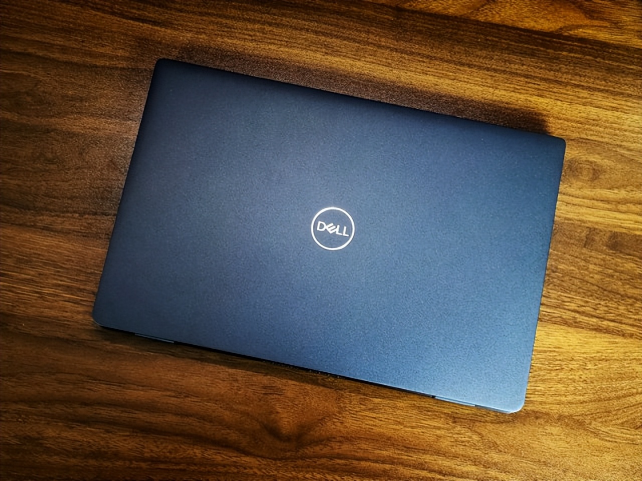 戴尔latitude7390,戴尔latitude7610评测