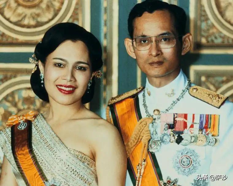 泰国国王哪一任贡献最多,历届泰国各个王朝国王一览表