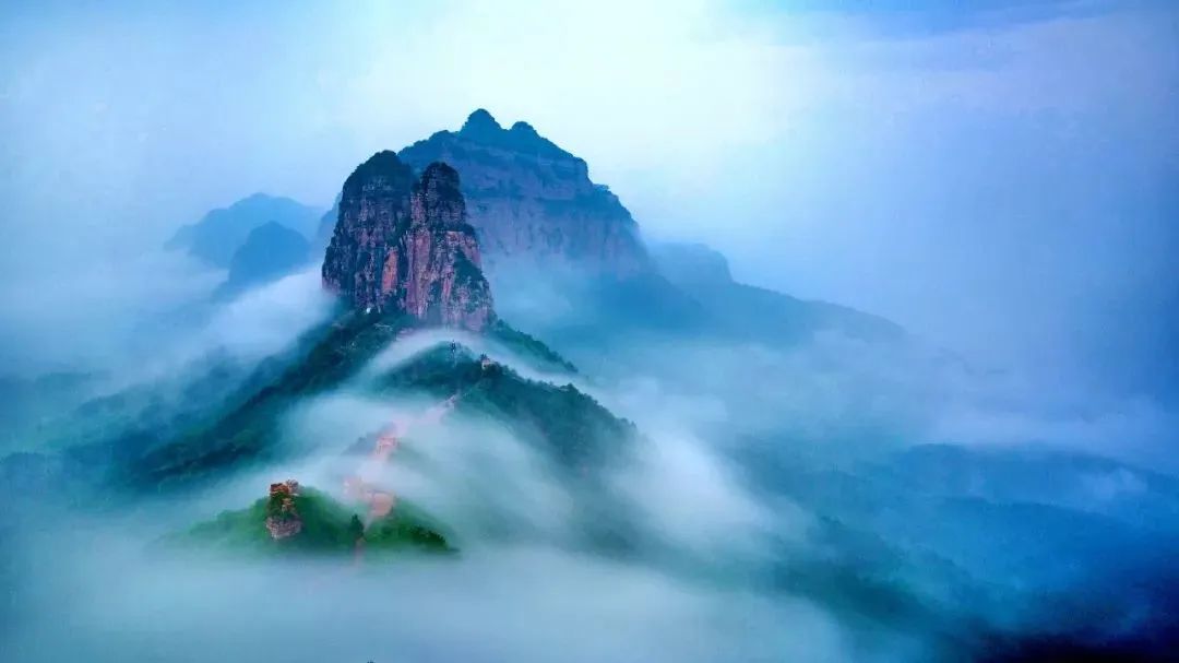 在东太行，与沧海桑田合个照