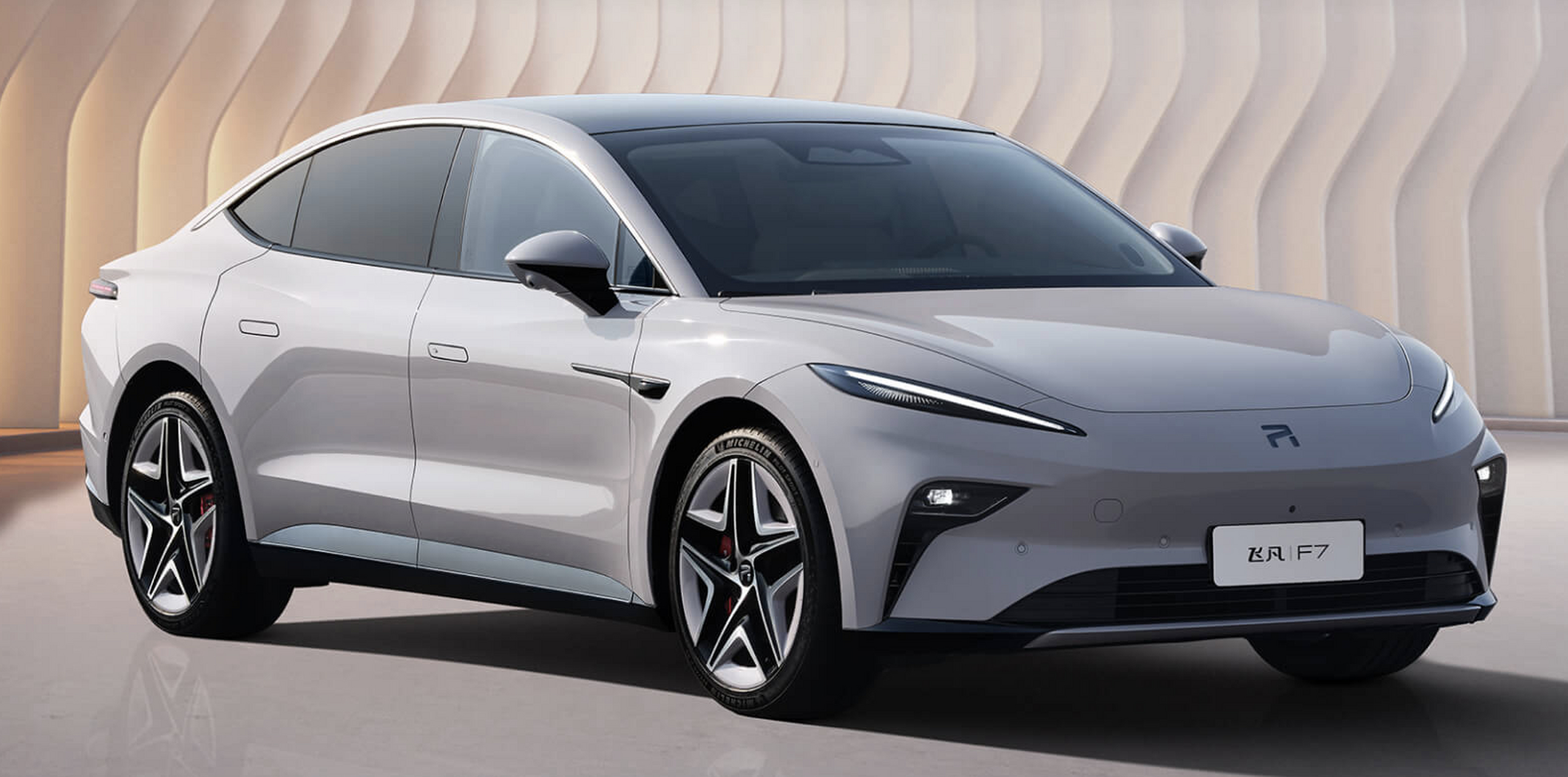 日媒：给中国100年都造不出日本发动机！马斯克：向中国对手致敬