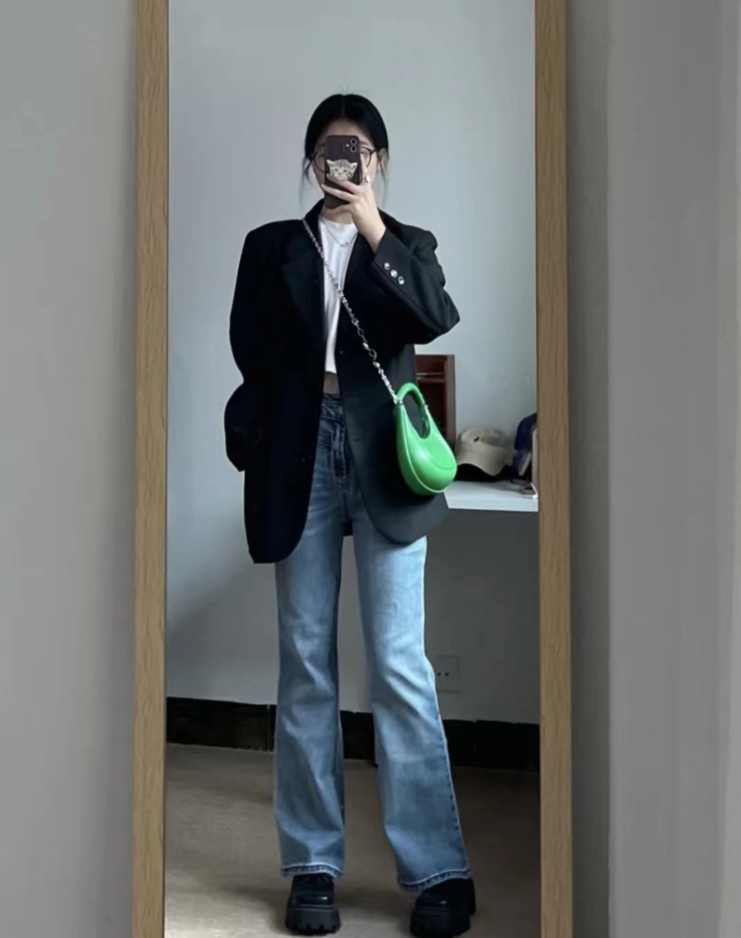 西装外套怎么搭配裙子好看气质,西装外套搭配时髦女士