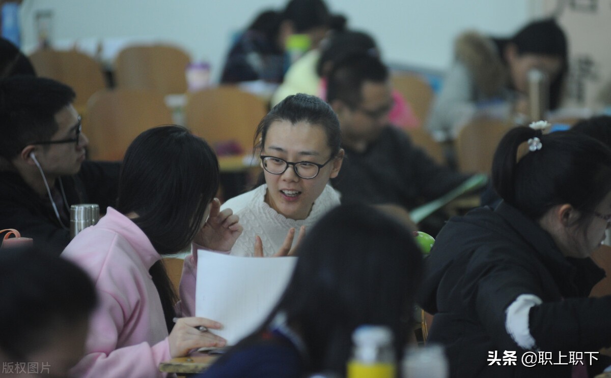 招工后无编人员如何解决编制,同一单位编外人员入编难不难