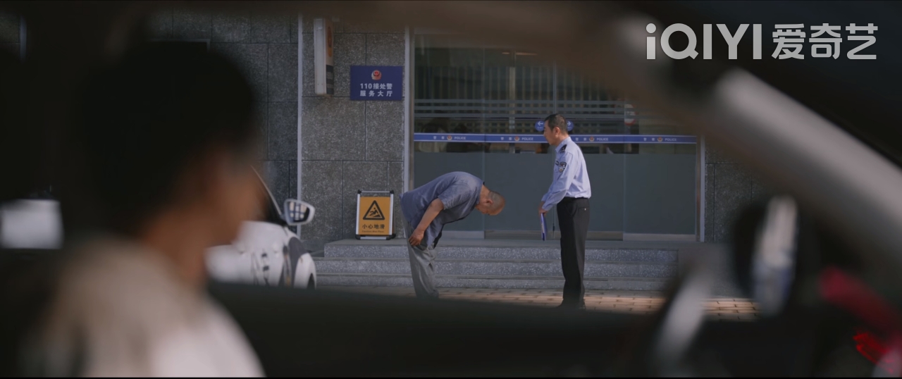 警察荣誉李大为父母后续,警察荣誉李大为妈妈和爸爸