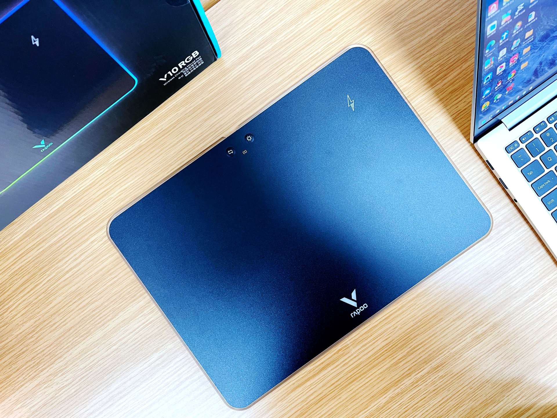 雷柏v1游戏鼠标好用吗,雷柏v10s鼠标垫