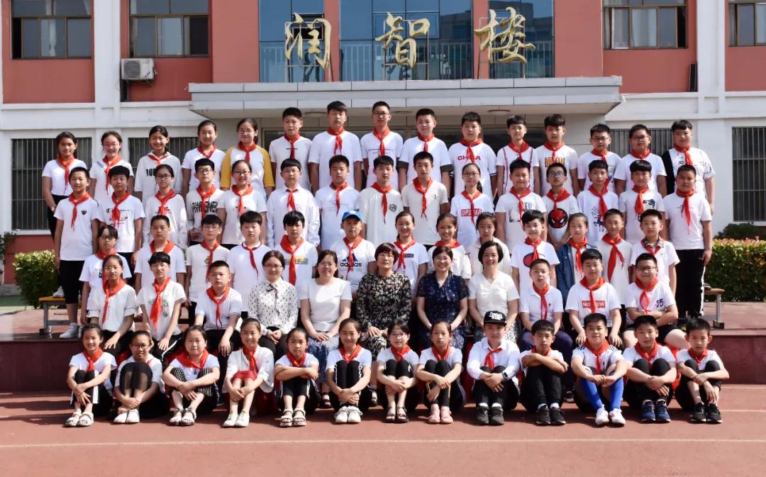 70年代临沭东白旄小学毕业照,历年临沭三小毕业照