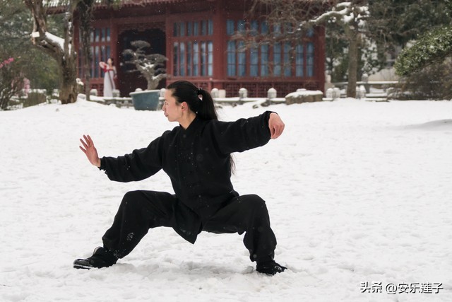 摩羯座的女人性格是什么样的,摩羯座最喜欢各星座女人