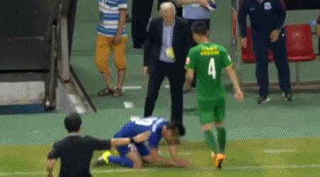 足坛失传已久的绝技蝎子摆尾,足坛十大牛尾巴过人