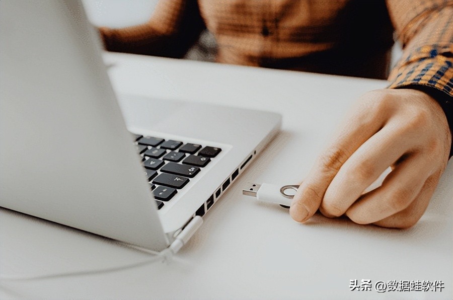 u盘格式化后播放不了歌曲怎么办,u盘修复raw格式化不了怎么办