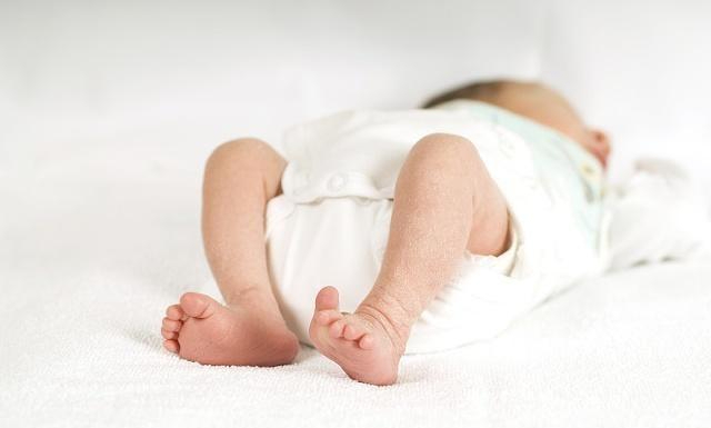 0-1月宝宝大便是什么样子算正常,七个月大便正常颜色跟状态