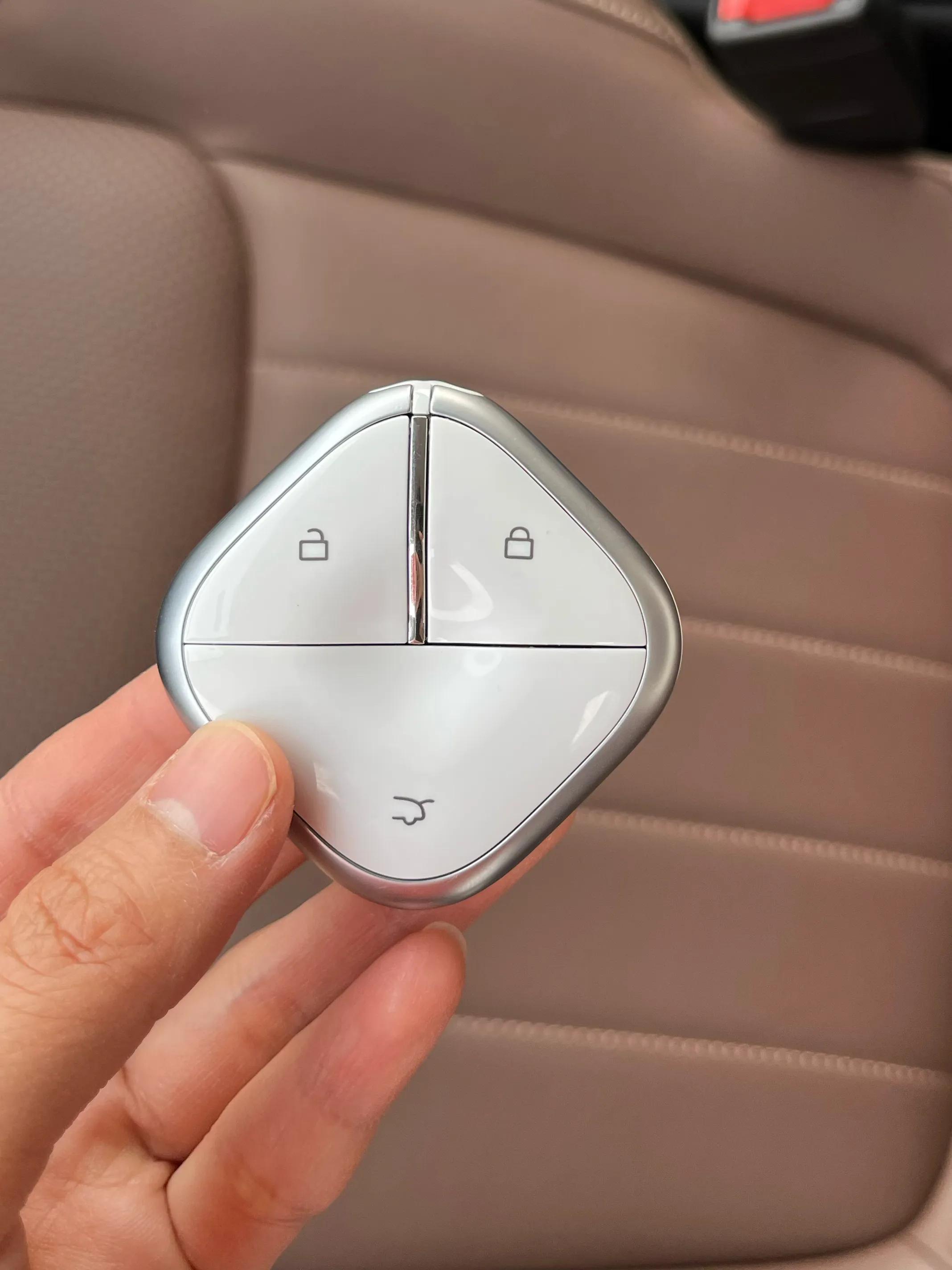 看我是怎么一步步把闺蜜变成车友的。