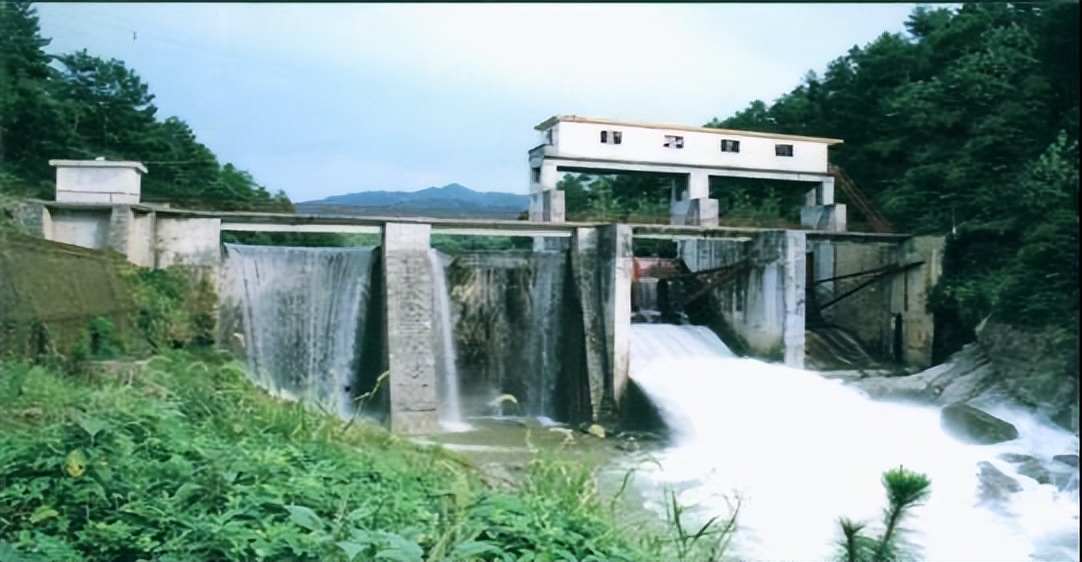 三角洲是侵蚀地貌还是沉积地貌,三角洲的演变视频