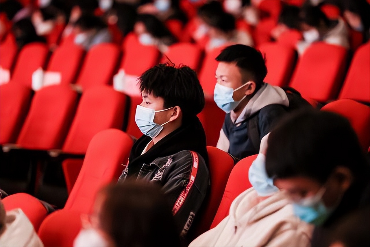 青少年世界艾滋病日校园宣传,11月“世界艾滋病日”主题宣讲