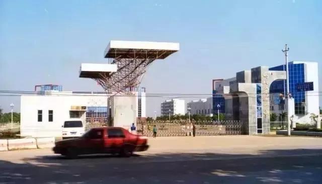 武汉黄陂区第一中学,黄陂区六指街六指中学