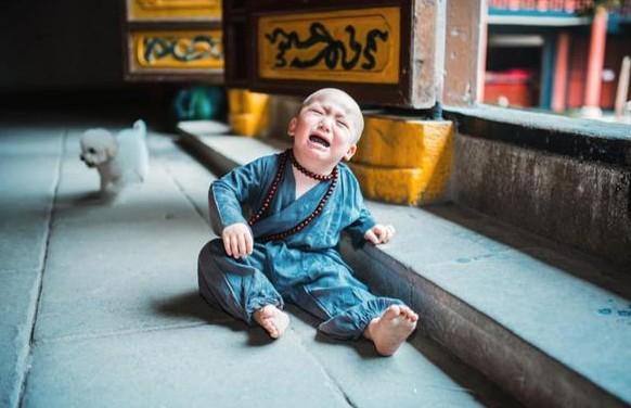 给压岁钱是一种习俗，除夕夜和大年初一给意义不同，千万别给错了