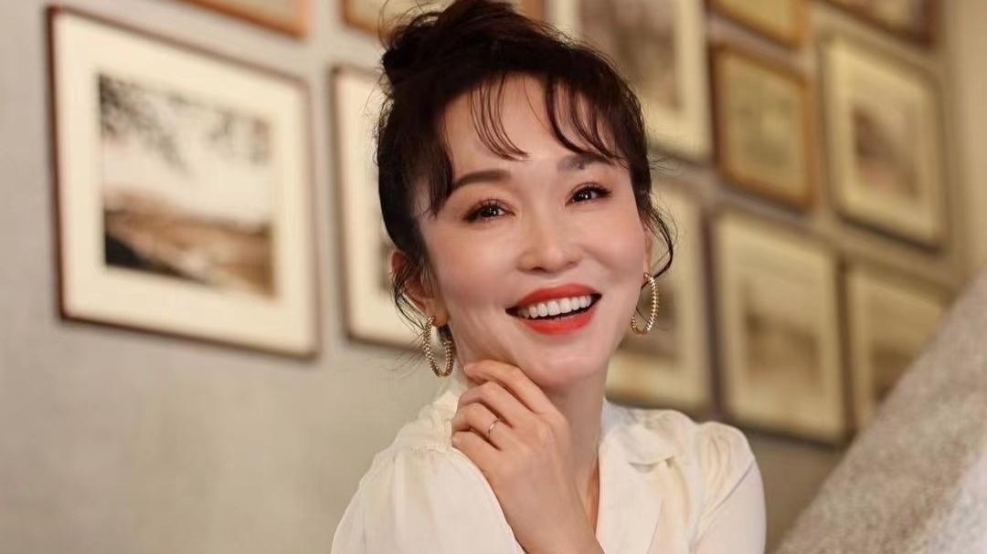 反转了，多人辟谣《浪姐4》，但2人给了正向回应，另有5人希望大