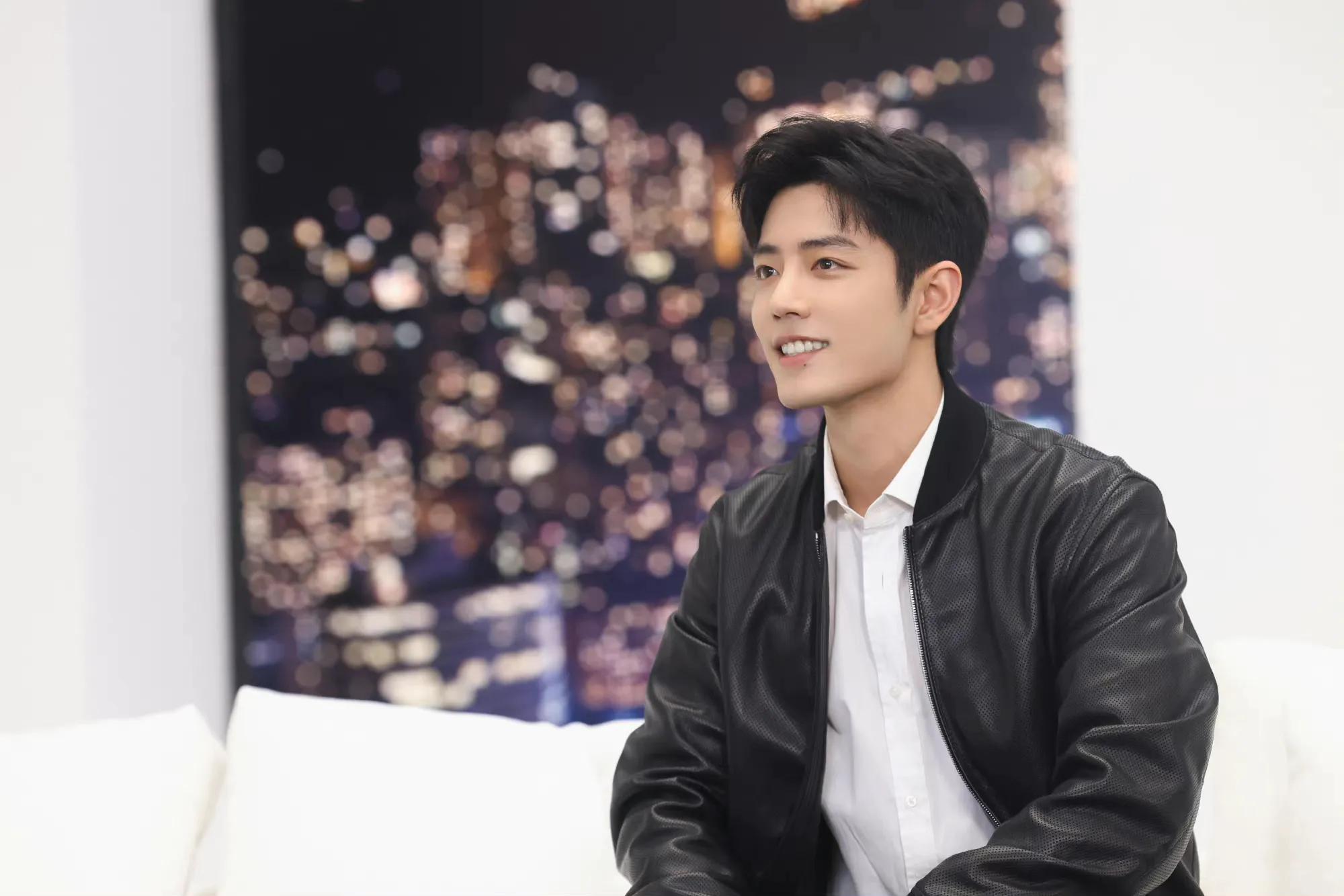 肖战拉夫劳伦香氛空降直播，真是低调奢华的粉丝福利，期待且感恩