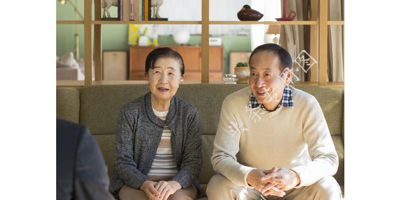 “还是亲儿子孝顺”小舅一年回一次家，养老5年的女婿断了生活费