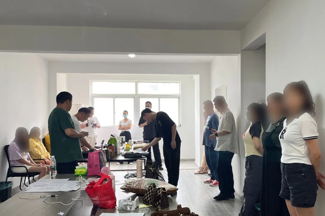 黄石下陆抓涉传销团伙,下陆警方捣毁一赌博窝点