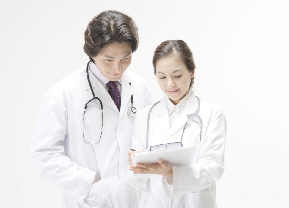 谢娜刚嫁给张杰，就因病切除了单侧输卵管，张杰：我只要她健康！