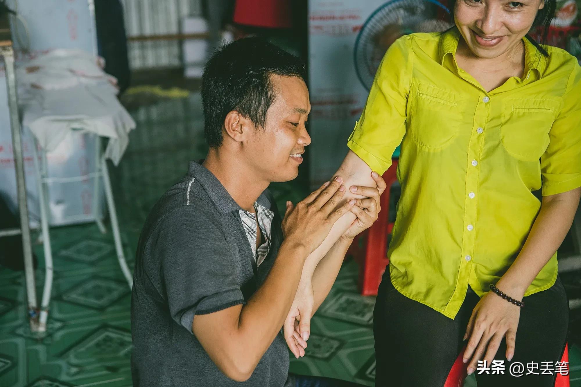 越南有位女人身上散发奇异体香，不需要香水，夜间1米外都能闻到