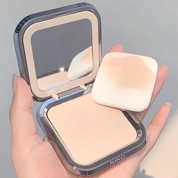 kiko自然哑光雾面粉饼好用吗,希芸弹力慕斯粉饼适合什么肤质