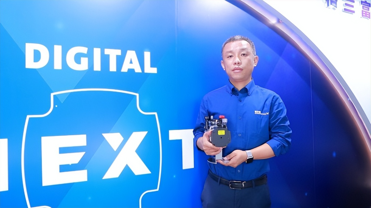 袁磊做过什么,格兰富袁磊