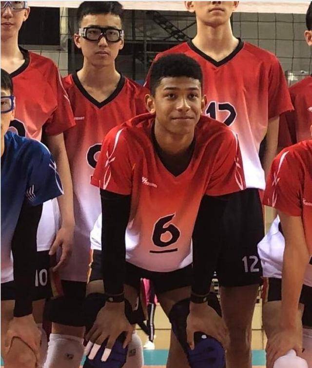 比归化球员更热爱这个国家！盘点中国体育圈里的那些黑人运动员