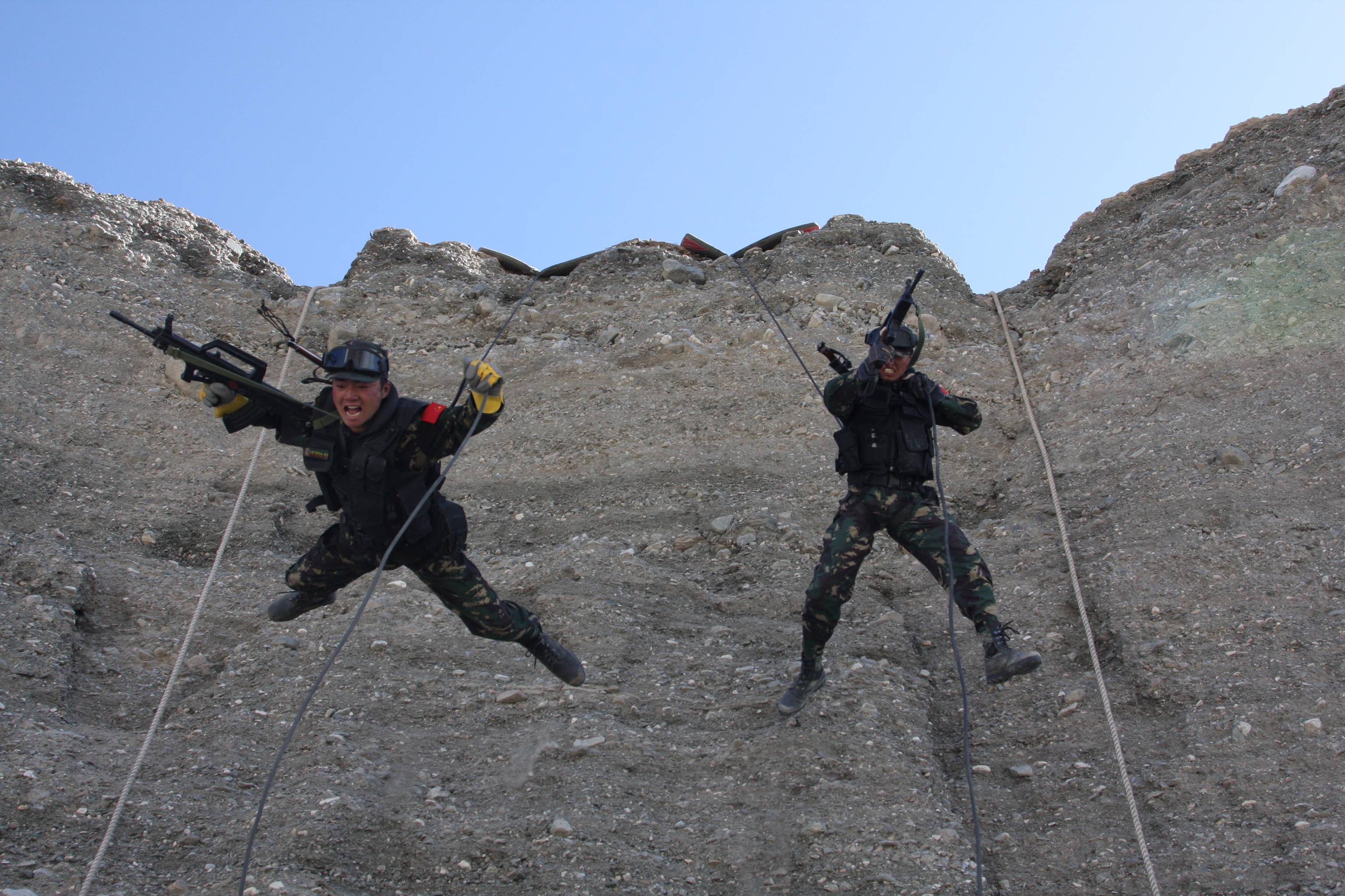 建军95周年丨二炮特种兵——跟随人民日报记者探访中国特种兵