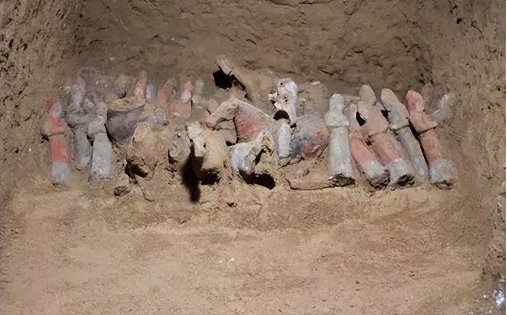 隧道挖出的奇怪东西,隧道开挖奇事