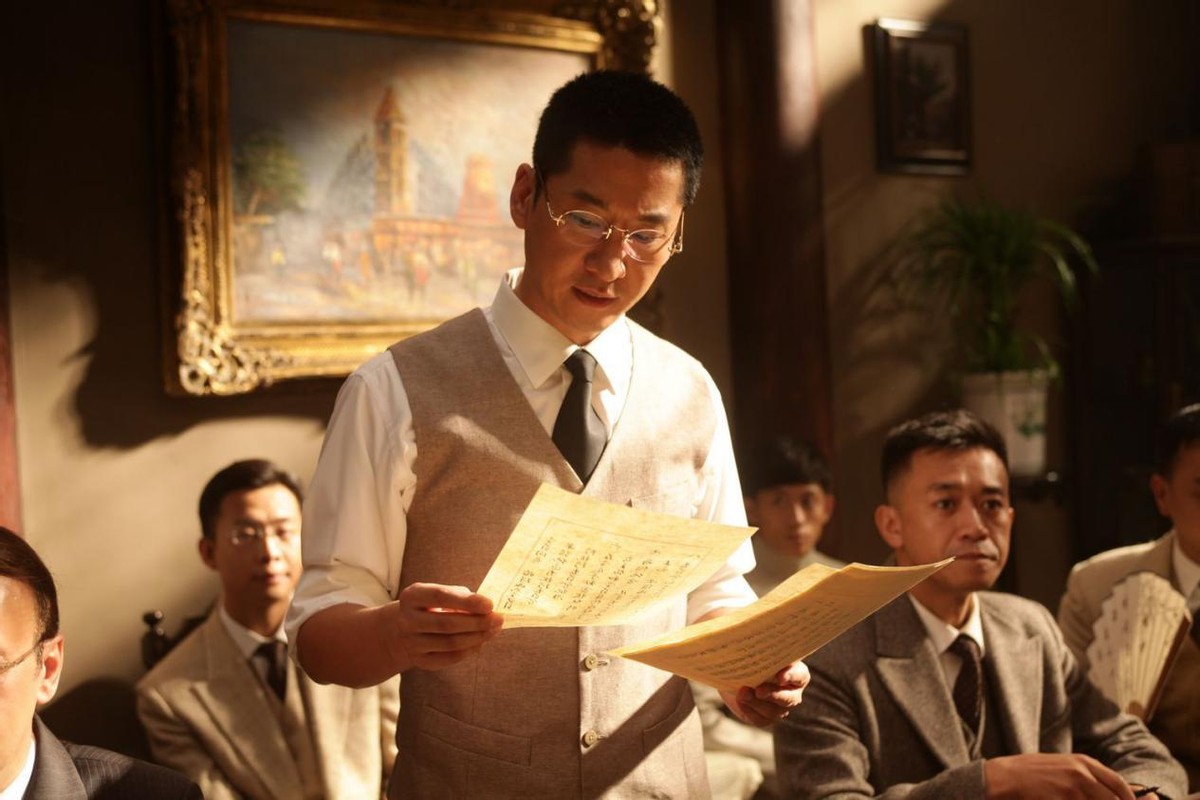 建党伟业电影叙事结构分析,电影建党伟业的主线是什么